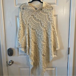 Anthropology do everything in love shawl